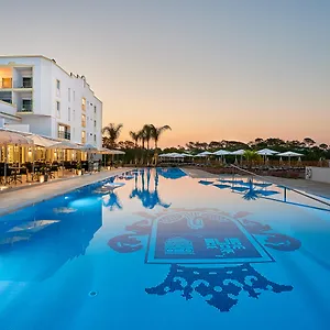 https://dona-filipa-hotel.hotelaalgarve.com